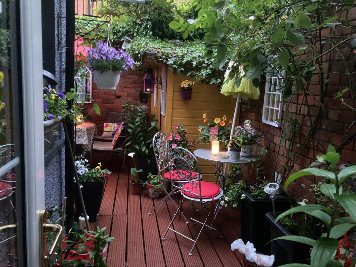 Mountroyal Victorian Studio Self Catering Apartment 3 Belfast Eksteriør billede